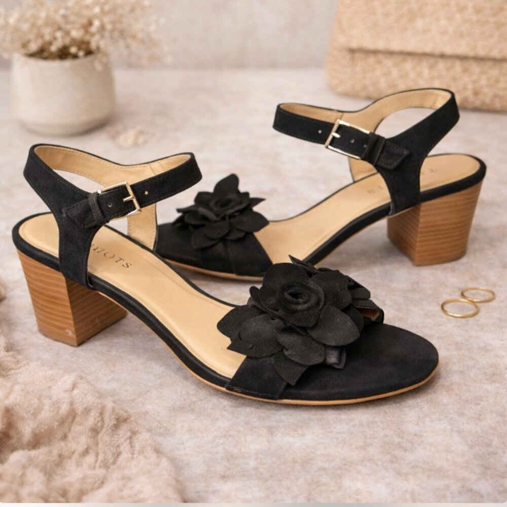 Talbots Suede Ankle Strap Heels Floral Accent Women’s Size 10